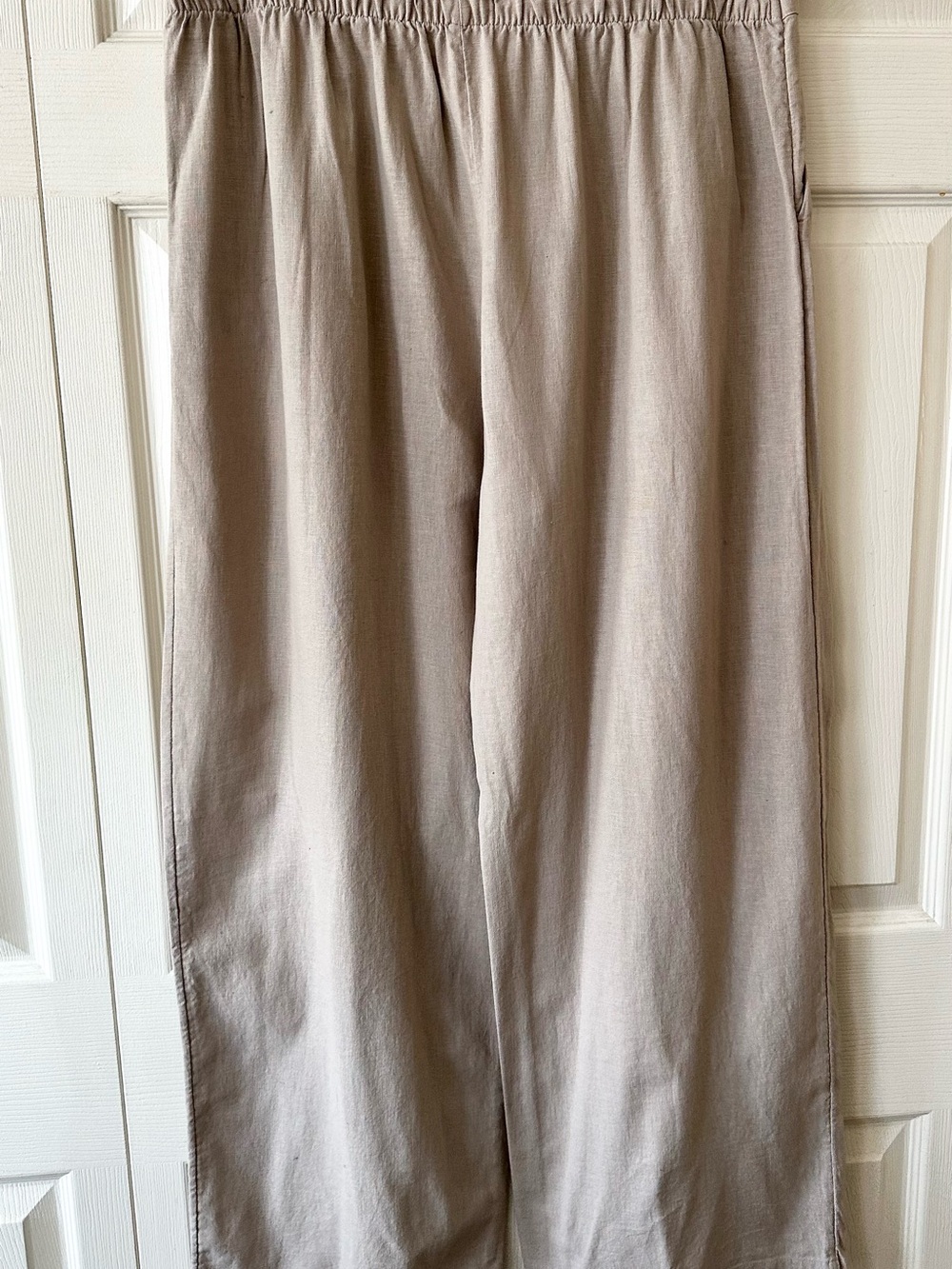 Abercrombie & Fitch Beige Wide Leg High-Rise Pants - Picture 2 of 8